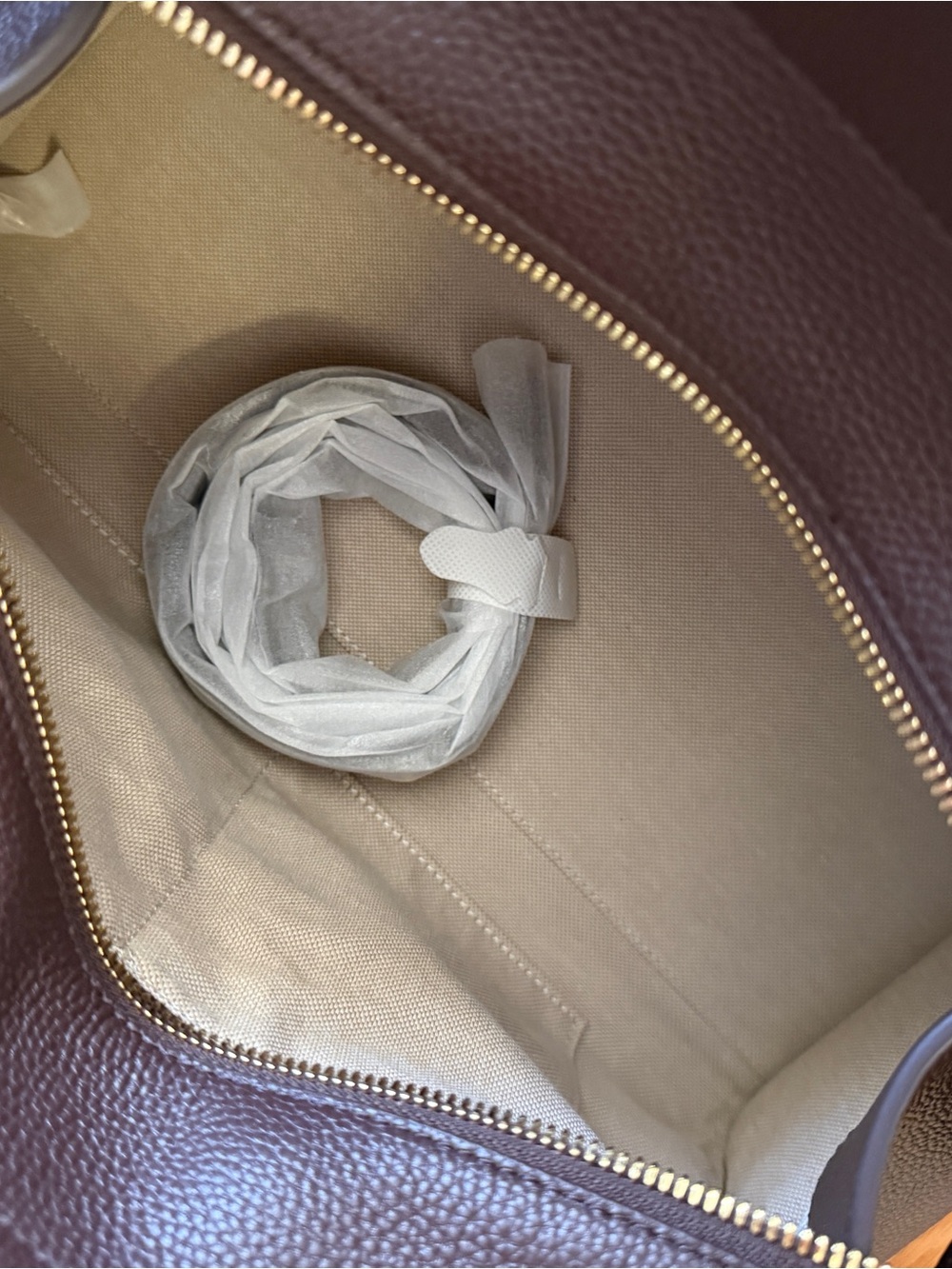 Quince Hudson Satchel - Picture 7 of 7